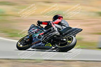 media/Apr-13-2025-TrackXperience (Sun) [[fb1ef998a6]]/Level 2 (Intermediate)/Turn 2 (Session 5)/